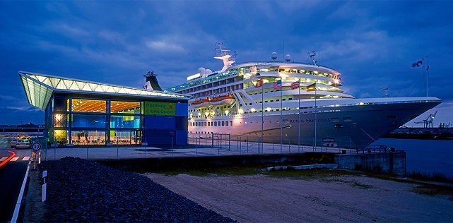 Hamburg-Cruise-Center-verkleinert.jpg.ebdfab677448a02e18ac168ea39842c1.jpg